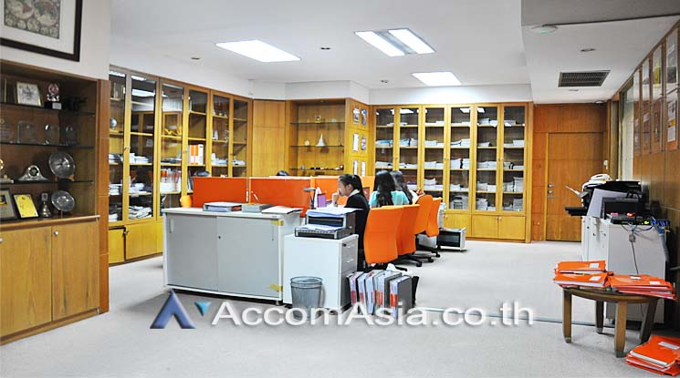  2  Office Space For Rent in Ratchadaphisek ,Bangkok MRT Thailand Cultural Center at RS Tower AA14812